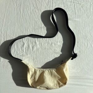 BAGGU ivory mini crescent